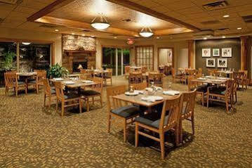 Baymont & Hotel